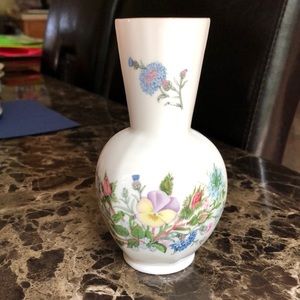 Aynsley Wild Tudor Vase